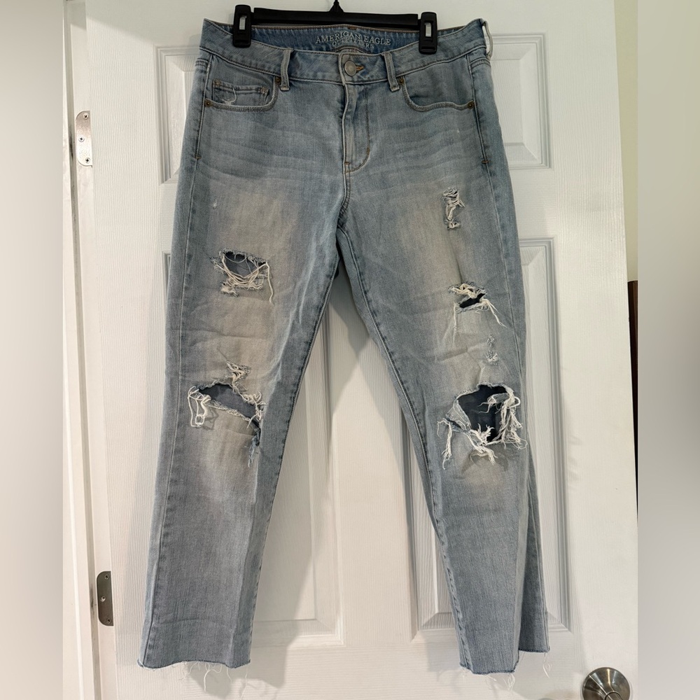 American Eagle Lo-Rise Distressed Light Blue Women's Jeans
